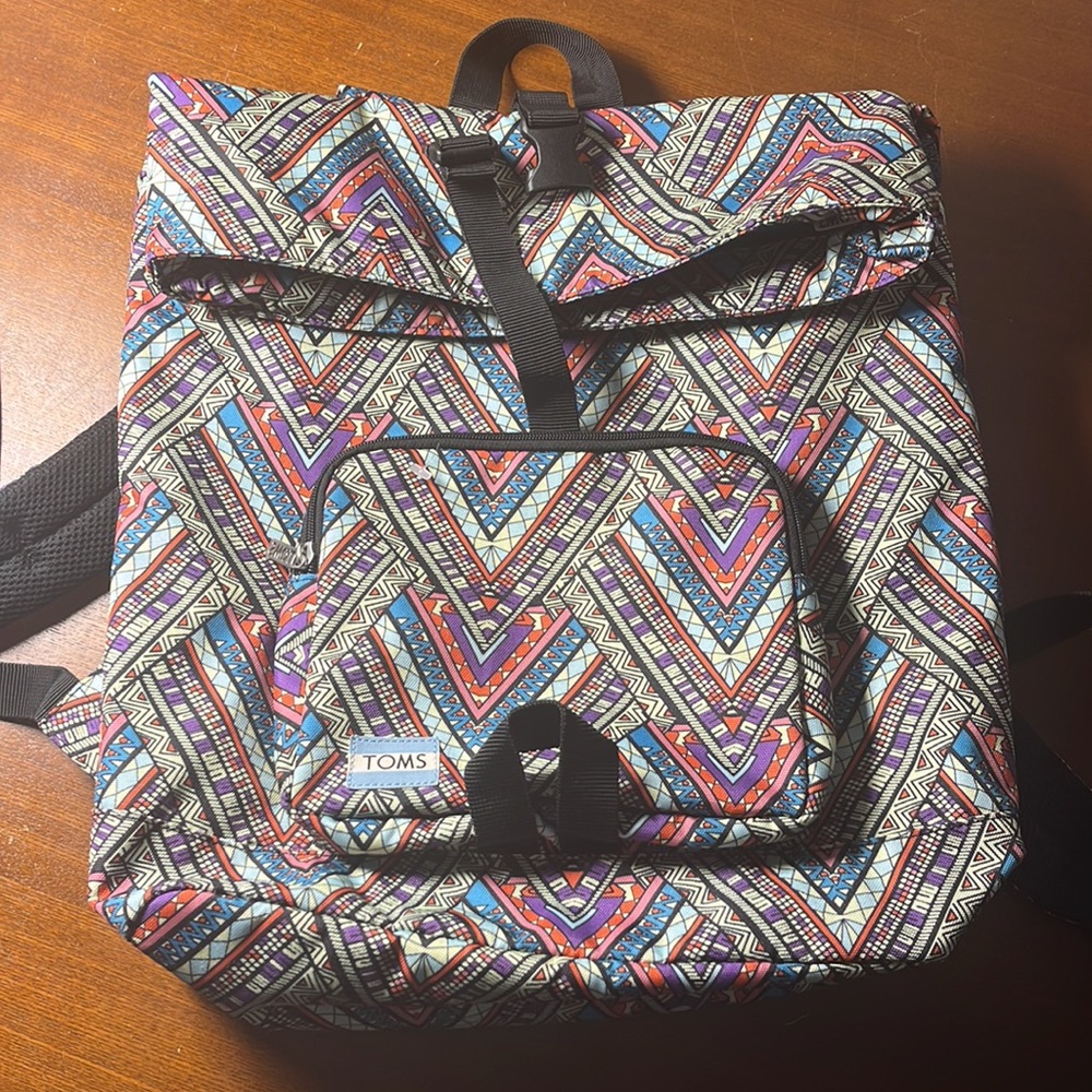 Toms Backpack - Picture 6 of 6
